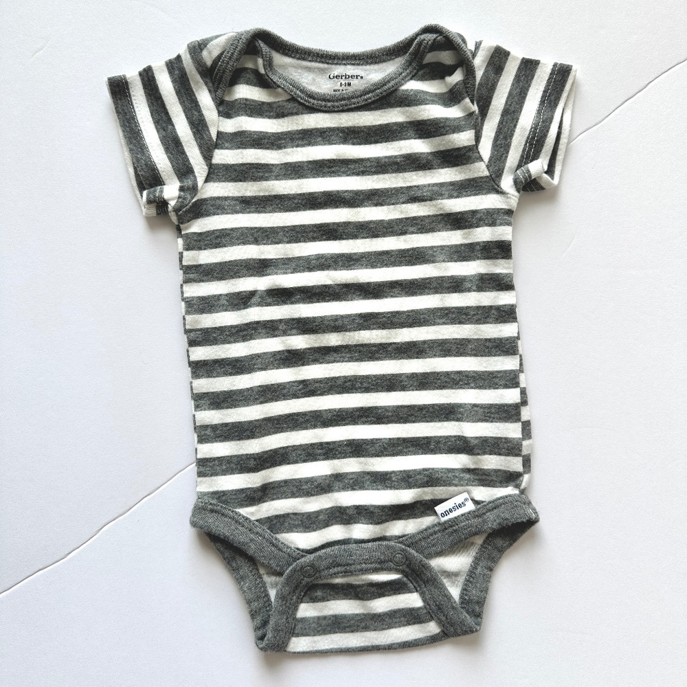 Gender Neutral Onesie White and Grey Stripe Size 0-3M
